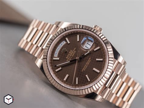 rolex chocolate prezzo|rolex day date 40 18 ct.